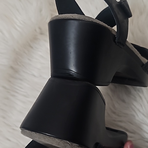 Women's Dansko Sharla Black Burnished Leather Size 38 - Picture 7 of 12